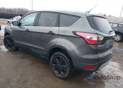 2017 Ford Escape Se z USA, uszkodzony, nr VIN 1FMCU9G95HUC03136